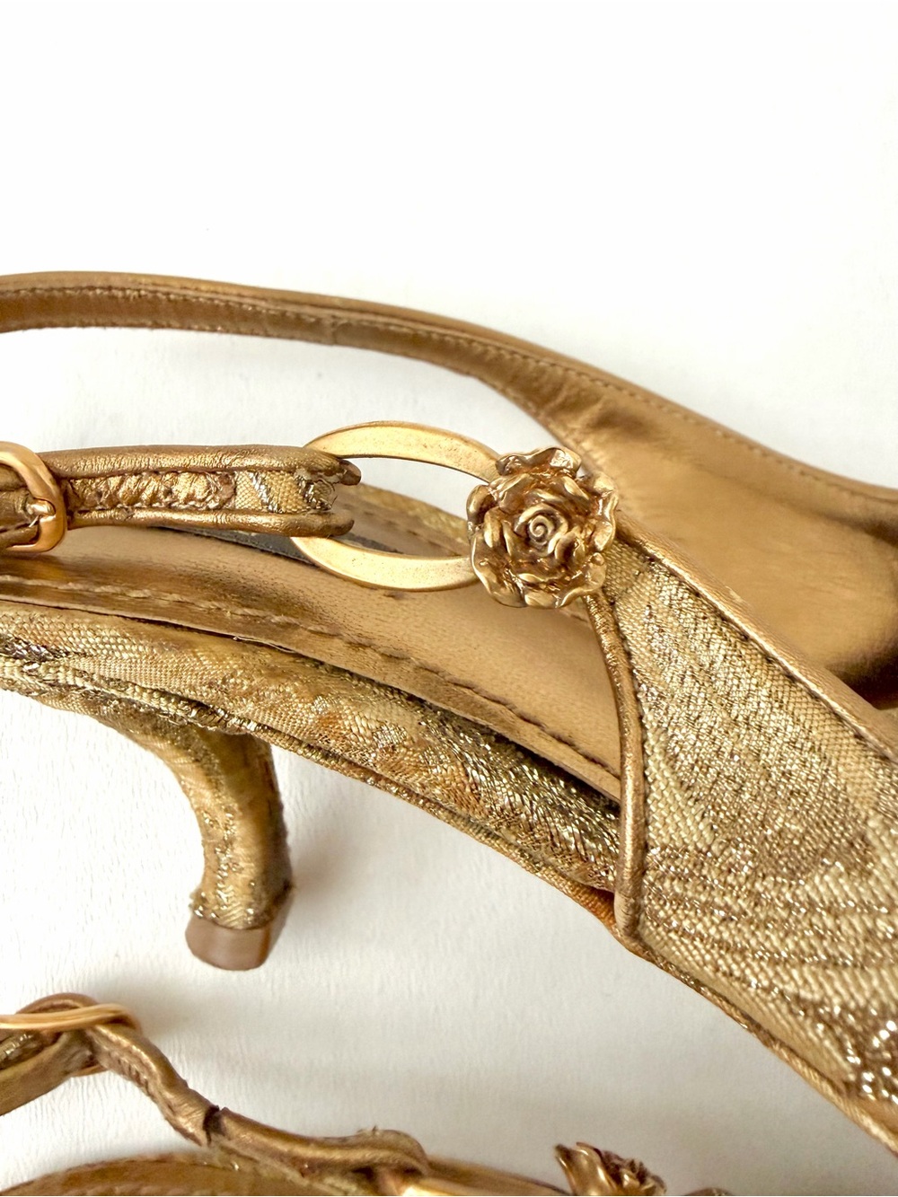 DOLCE & GABBANA | Vintage Gold Brocade Slingback Kitten Heel Pumps EU 37.5 - Picture 10 of 17
